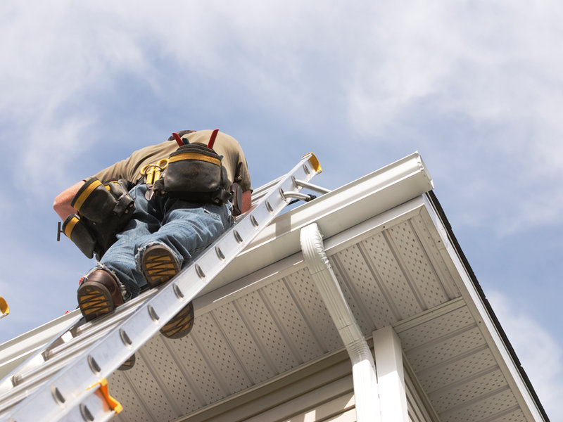 Roofer on site in the Hunter Valley
